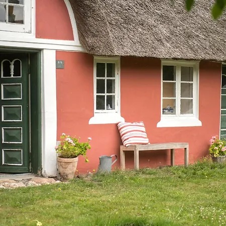 2 Bedroom Beautiful In