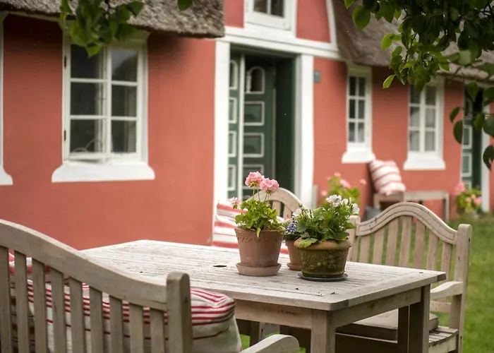 2 Bedroom Beautiful In *